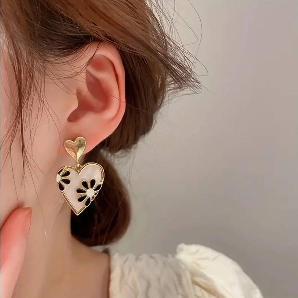 Floral Heart Gold Dangle Earrings